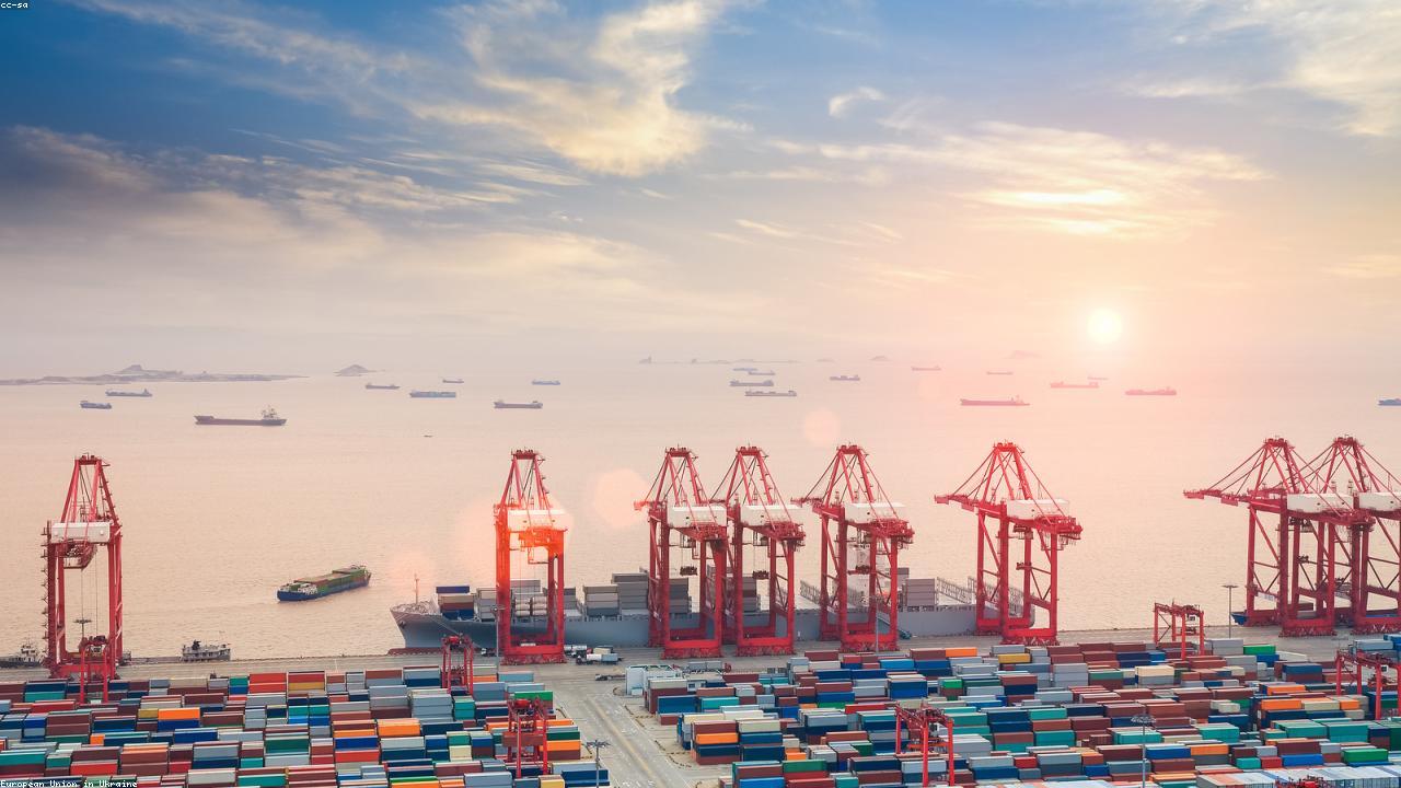 Learmond Logistics hero image